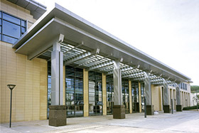 鋁單板企業(yè)向精細化管理轉(zhuǎn)變以跟上潮流 鋁單板企業(yè)向精細化管理轉(zhuǎn)變以跟上潮流