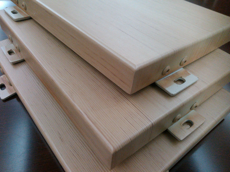 鋁單板幕墻的靜電噴涂工藝 鋁單板幕墻的靜電噴涂工藝