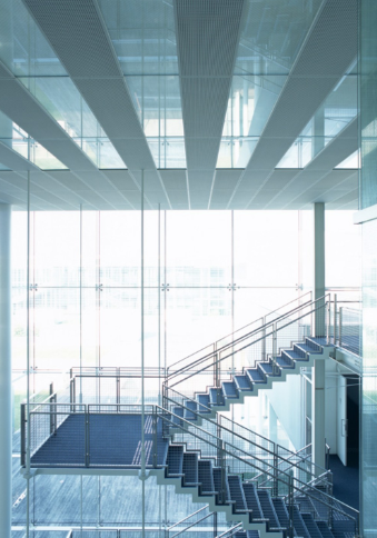 鋁蜂窩板量身定制的優(yōu)勢(shì)合理的融入了汽車(chē)設(shè)計(jì)中 鋁蜂窩板量身定制的優(yōu)勢(shì)合理的融入了汽車(chē)設(shè)計(jì)中