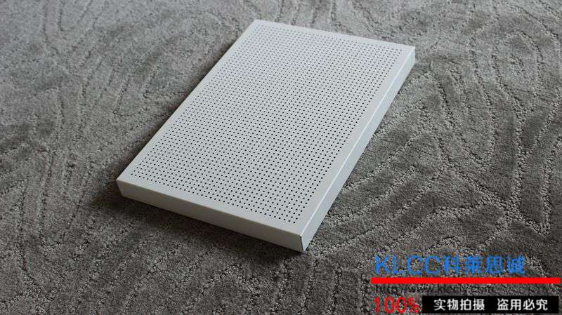 沖孔吸音鋁蜂窩板天花，天花能用沖孔吸音鋁蜂窩板嗎