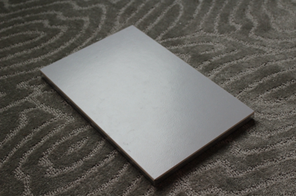 做室內(nèi)隔斷的金屬蜂窩板有哪些優(yōu)點(diǎn)?